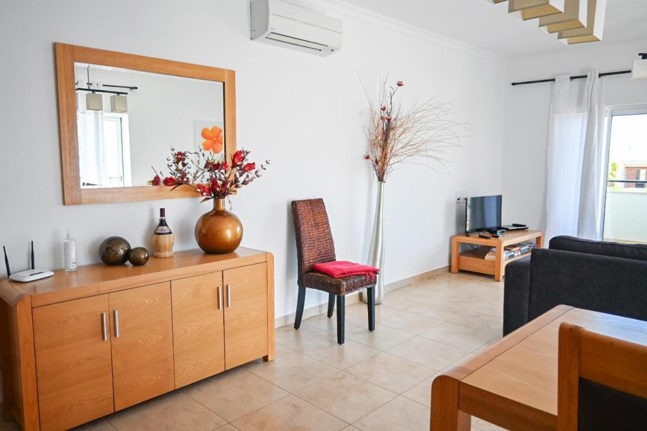 Lagos Stunning Apartments Bagian luar foto